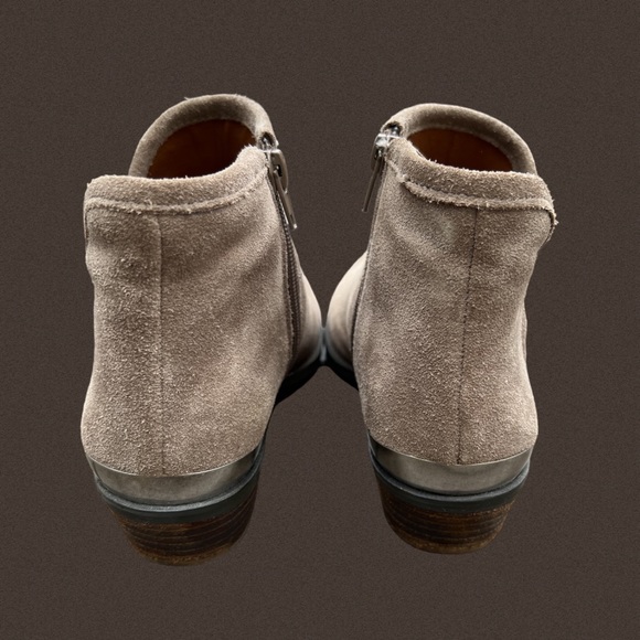 LUCKY BRAND WOMENS SUEDE ANKLE BOOTIES - Picture 4 of 8